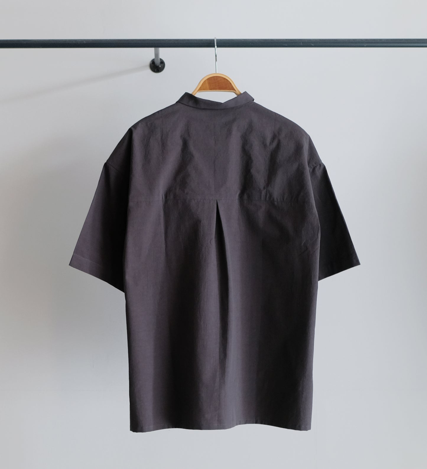 WIDE SQUARE HALF SLEEVESHIRT (Men's)