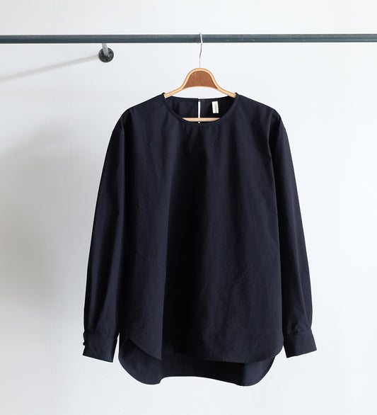 CREW NECK POCKET SHIRT
