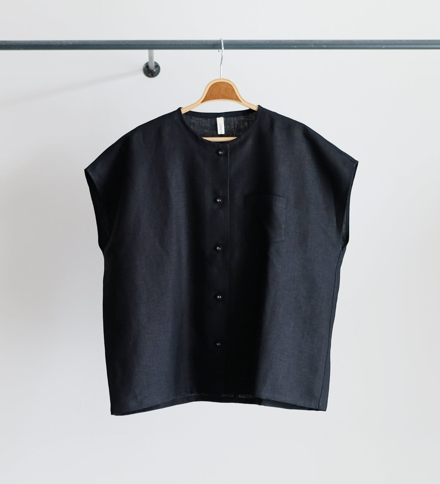 NO COLLAR SQUARE FRENCH SLEEVE SHIRT