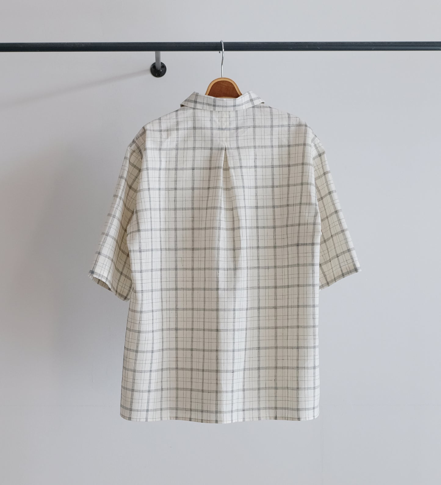 OPENCOLLAR SQUARE HALF SLEEVE SHIRT