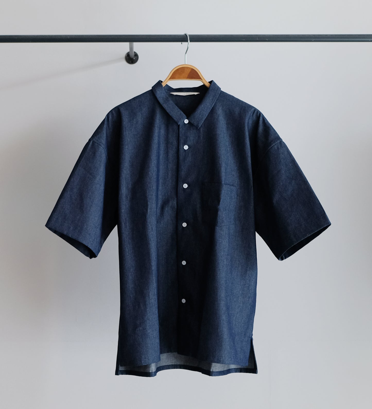 WIDE SQUARE HALF SLEEVESHIRT (Men's)