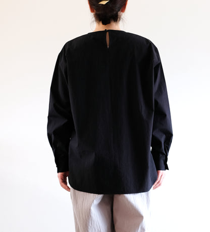CREW NECK POCKET SHIRT
