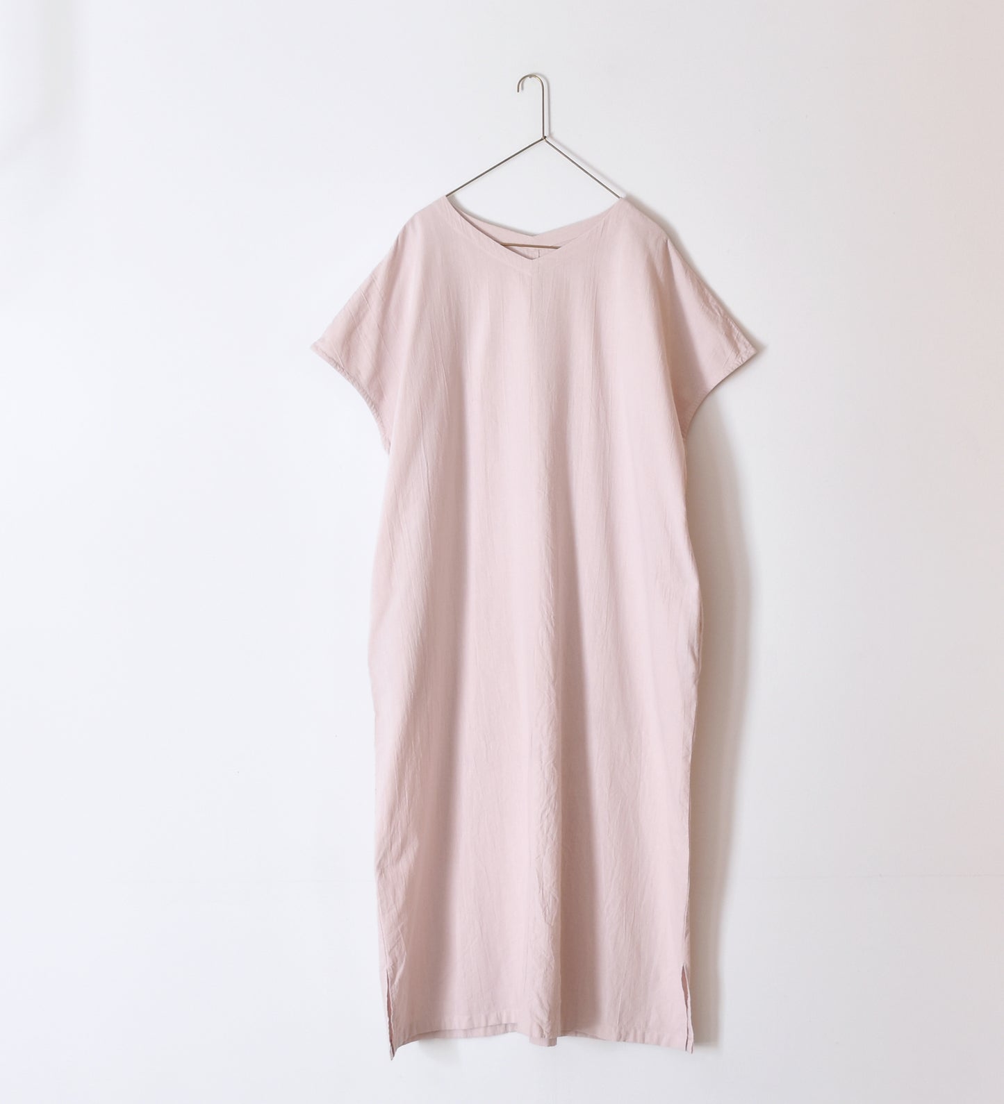VNECK FRENCH SLEEVE ONEPIECE［FUMI］