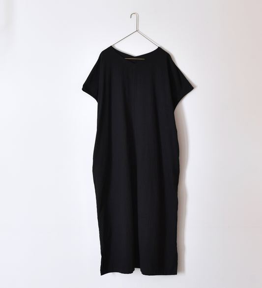 VNECK FRENCH SLEEVE ONEPIECE［FUMI］