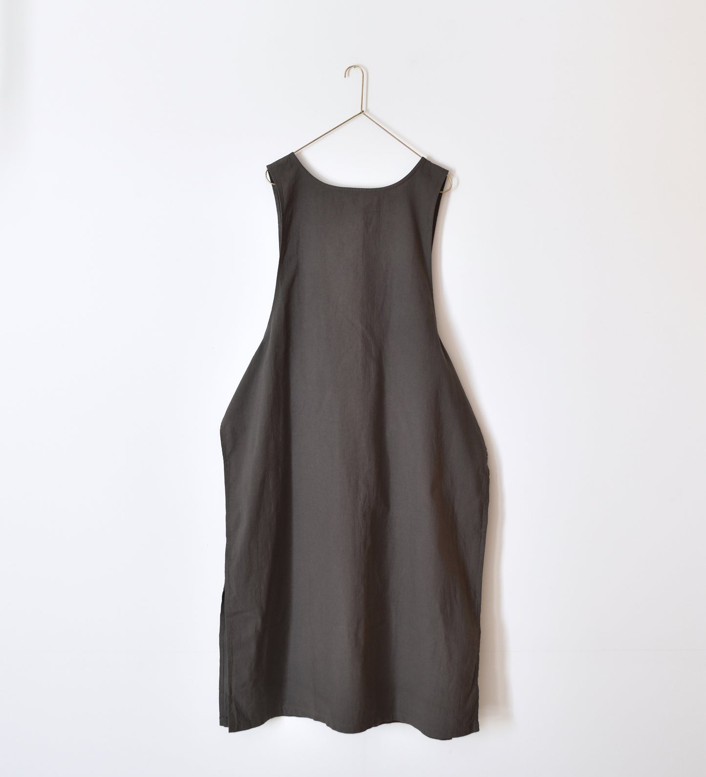 APRON ONEPIECE［NOKO］