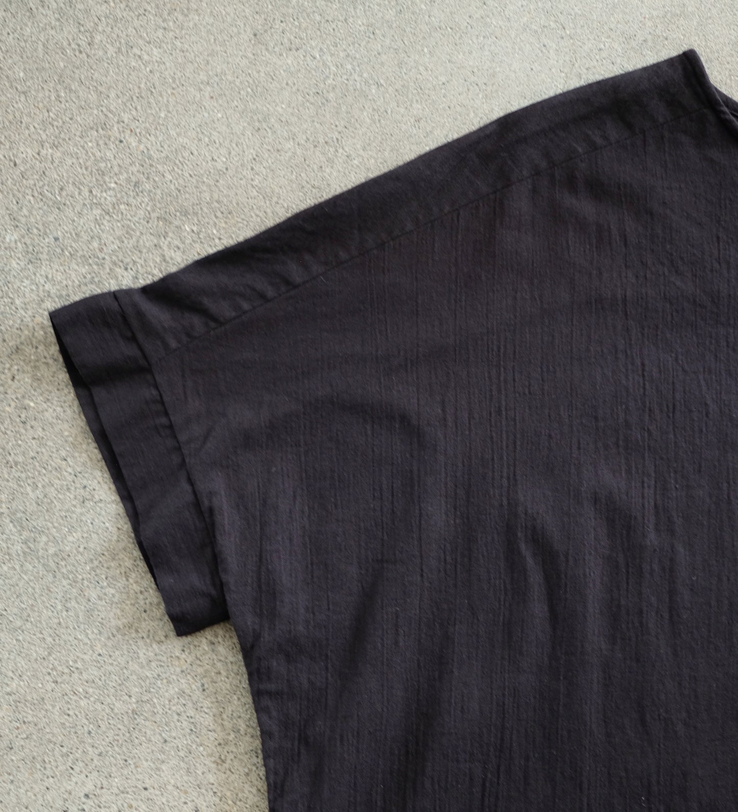 CREW NECK HALF SLEEVE SHIRT［NONE］