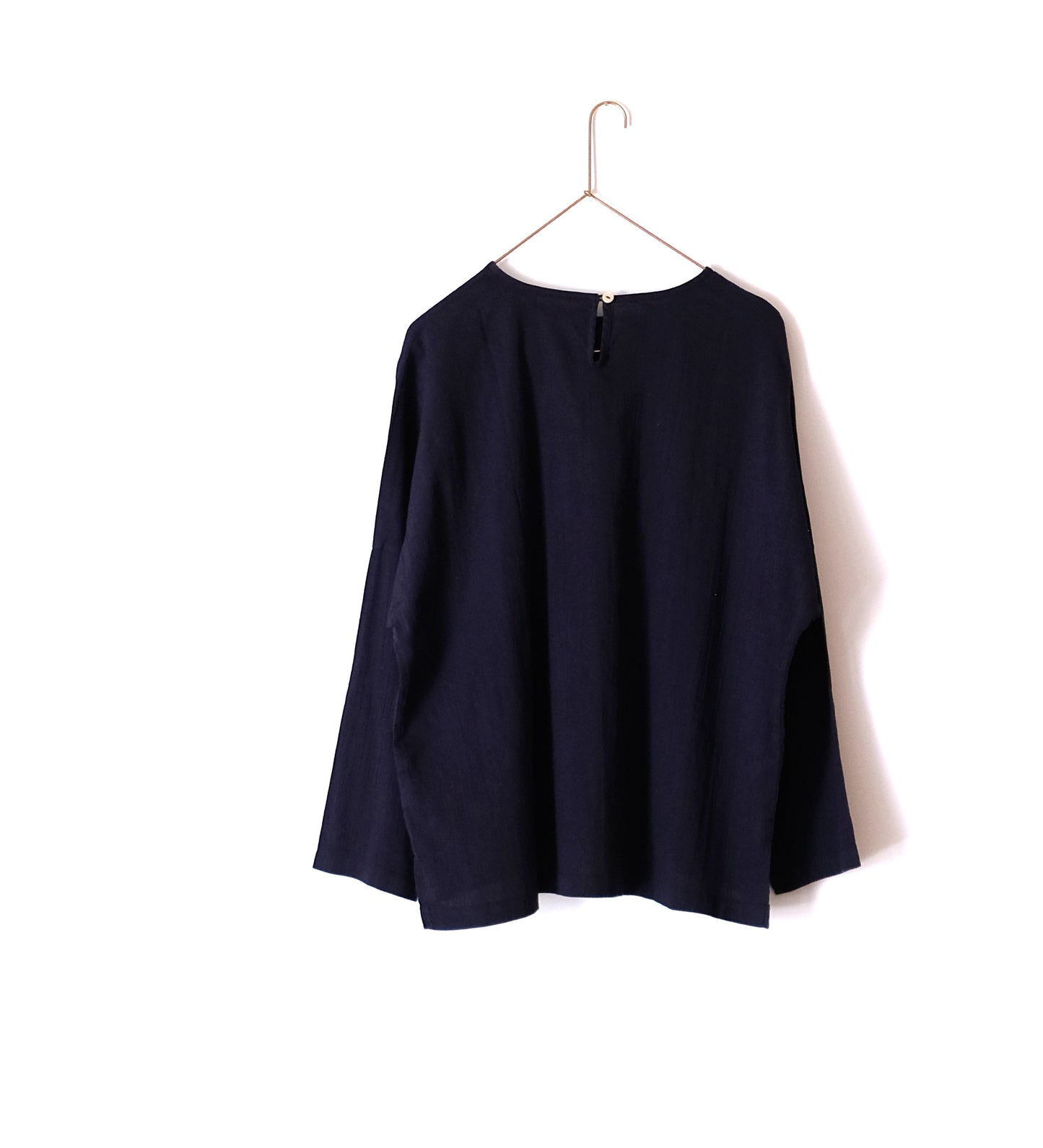CREW NECK LONG SLEEVE SHIRT［OUI］