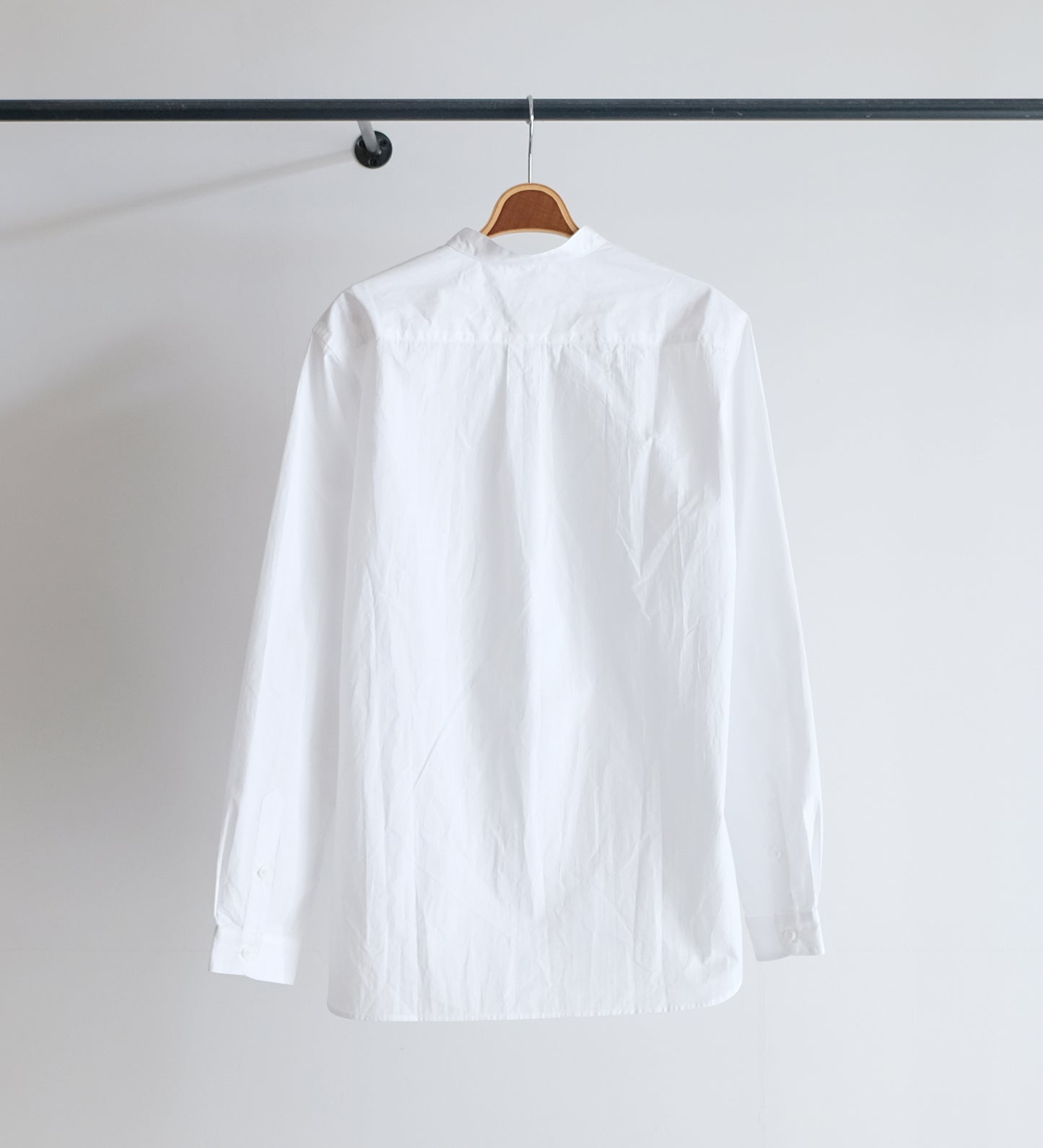 STAND COLLAR HALF PLACKET SHIRT
